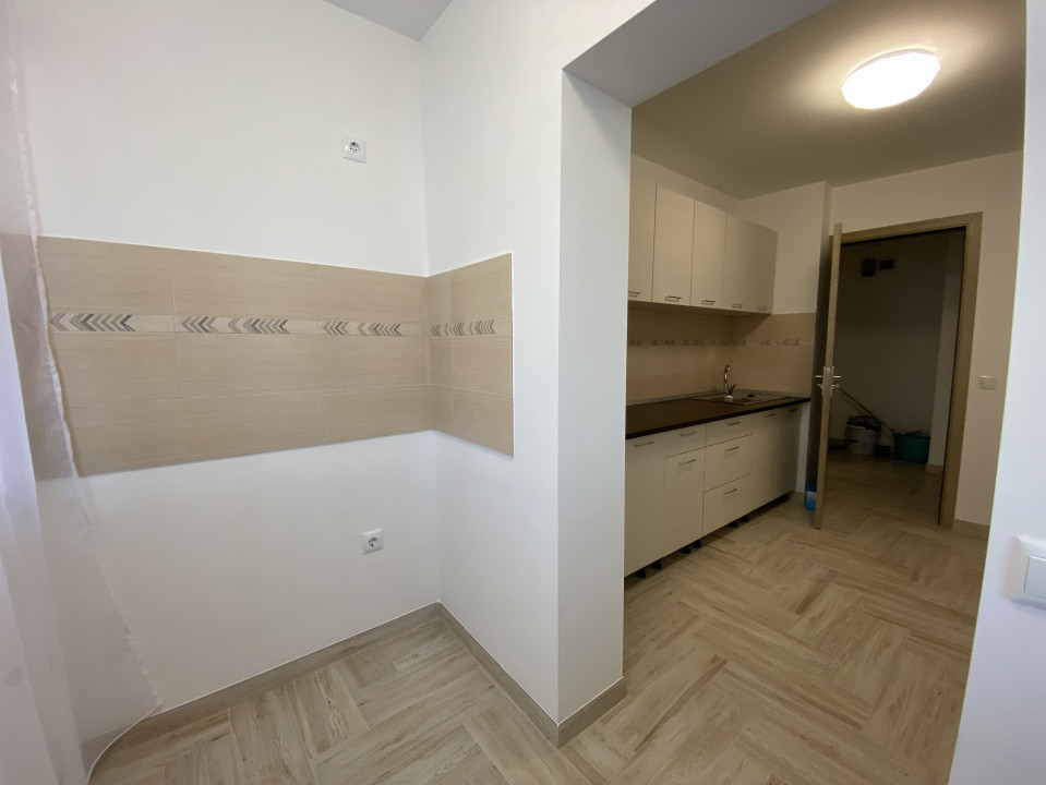 Apartament 2 camere decomandat | Soveja | Renovat 2025