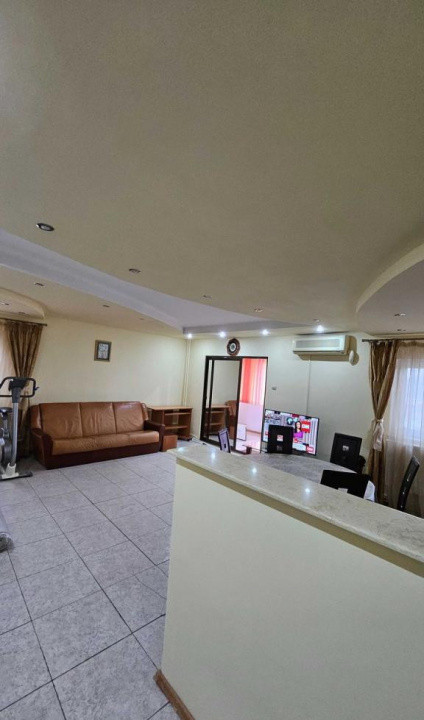 Apartament 3 camere /  110 mp / zona Gara / loc de parcare / AC / centrala /