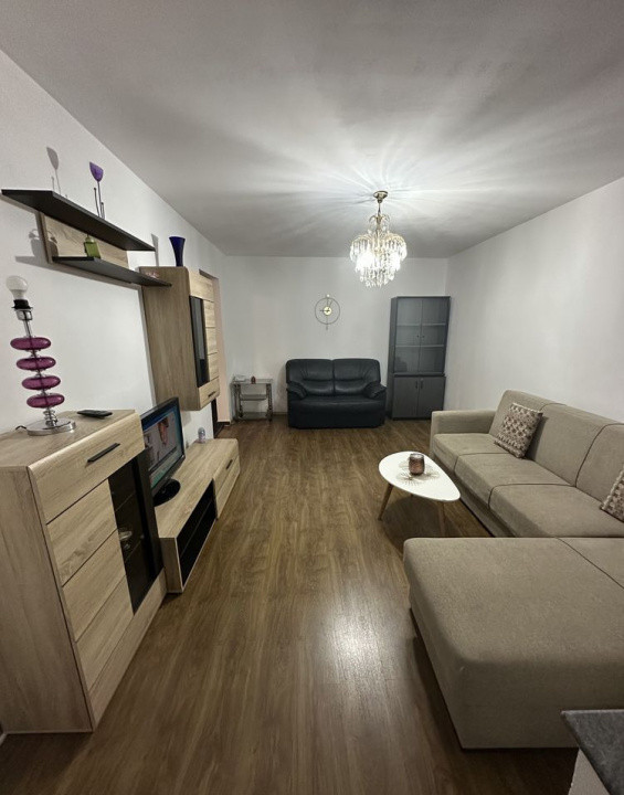 Apartament 3 camere | Zona Dacia | Garaj | Centrala proprie | 2 bai 