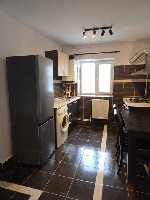 Apartament 2 camere /  55 mp / zona Spitalul Militar / centrala / AC / 