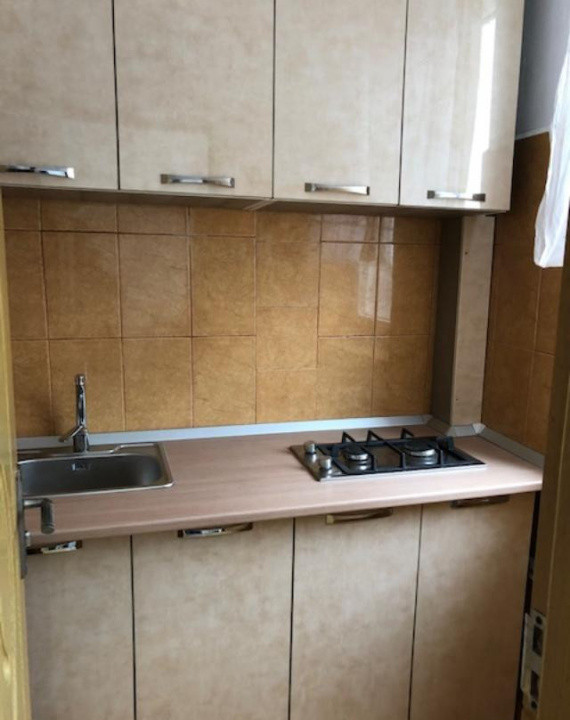 Studio /  21 mp / zona CET / bloc izolat termic / bucatarie separata