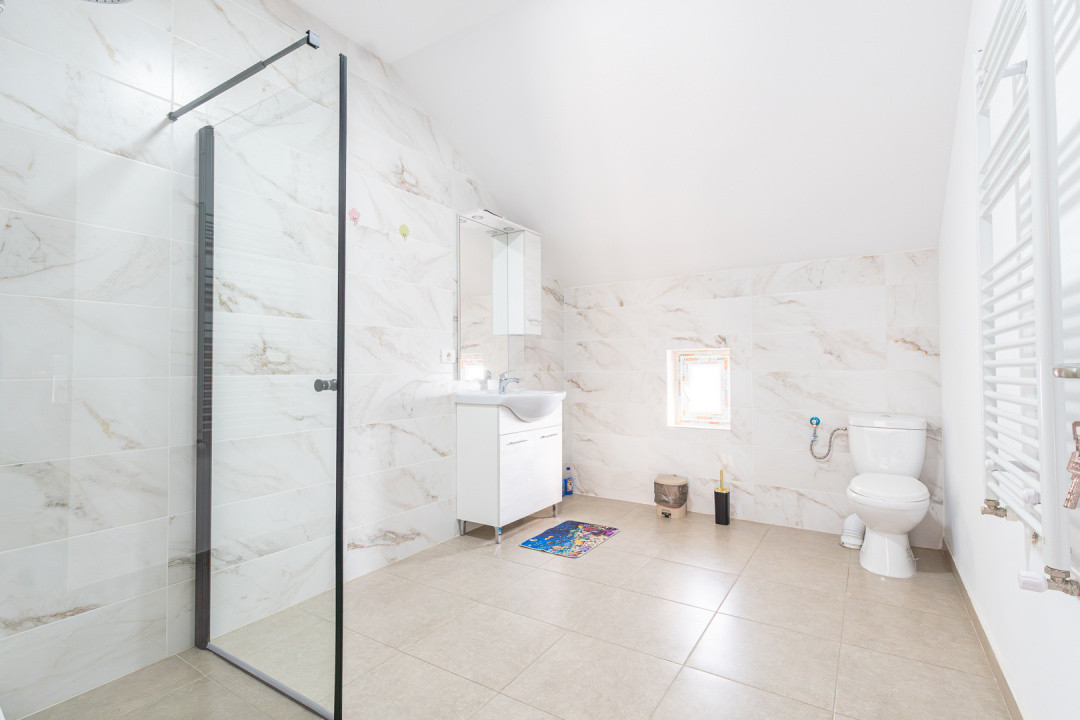 Casă individuală P+M | Vedere spre lac | Teren 400 mp |  Ovidiu