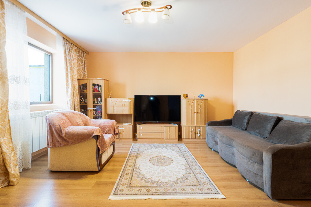 Casă individuală P+M | Vedere spre lac | Teren 400 mp |  Ovidiu