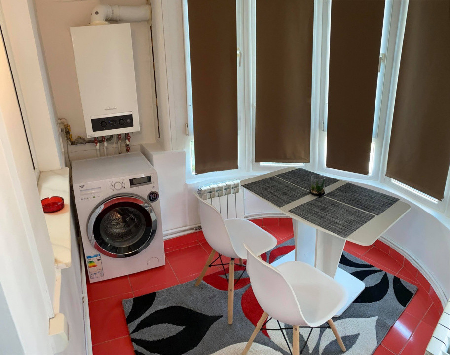 Garsoniera | Termen Lung | Zona Capitol | Centrala proprie