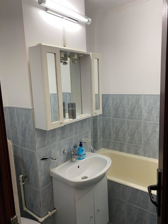 Garsoniera | Termen Lung | Zona Capitol | Centrala proprie