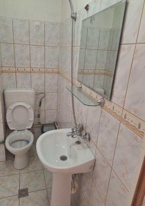 Garsonieră |  30 mp | zona Coiciu | centrala | utilități incluse |