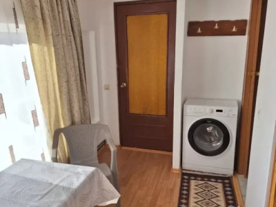 Garsonieră |  30 mp | zona Coiciu | centrala | utilități incluse |