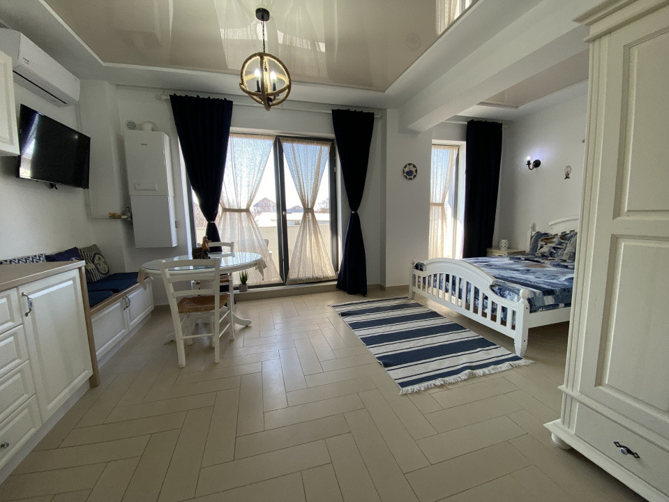 Vand Garsoniera+ loc de parcare-Mamaia Nord