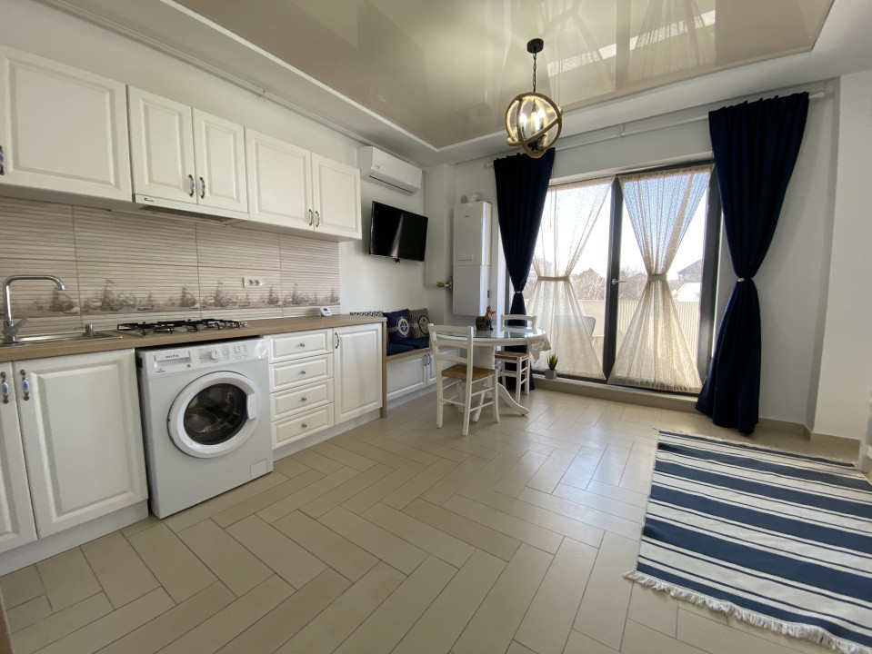 Vand Garsoniera+ loc de parcare-Mamaia Nord