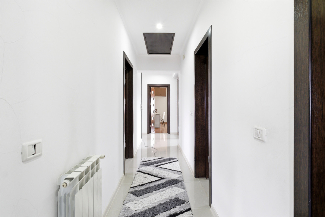 Casă spațioasă P+1 | 4 dormitoare | garaj dublu | teren 742 mp | Lumina