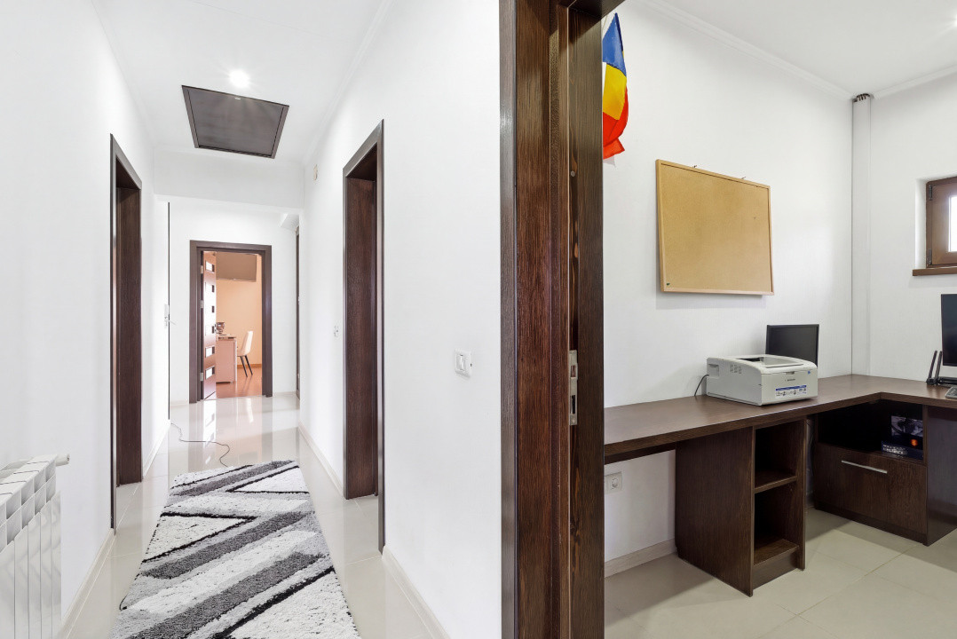 Casă spațioasă P+1 | 4 dormitoare | garaj dublu | teren 742 mp | Lumina