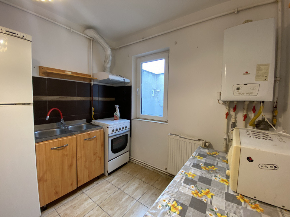 Apartament 3 camere | Decomandat | Casa de cultura | Parcare privata | Boxa