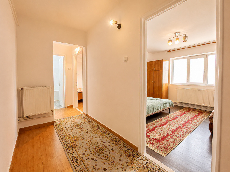 Apartament 3 camere | Decomandat | Casa de cultura | Parcare privata | Boxa