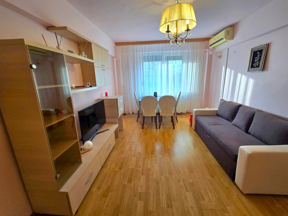 Apartament 2 camere | Piata Ovidiu - Ultracentral | Etaj intermediar