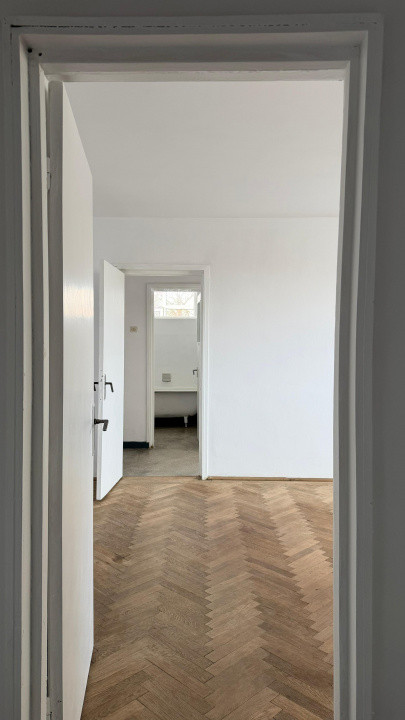 Apartament 2 camere | Semidecomandat | Necesita renovare | Etaj 3/9