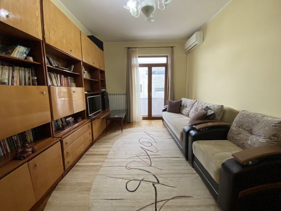 Apartament 3 camere | vis a vis de Hotel Palace | Piata Ovidiu