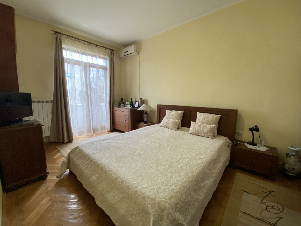 Apartament 3 camere | vis a vis de Hotel Palace | Piata Ovidiu