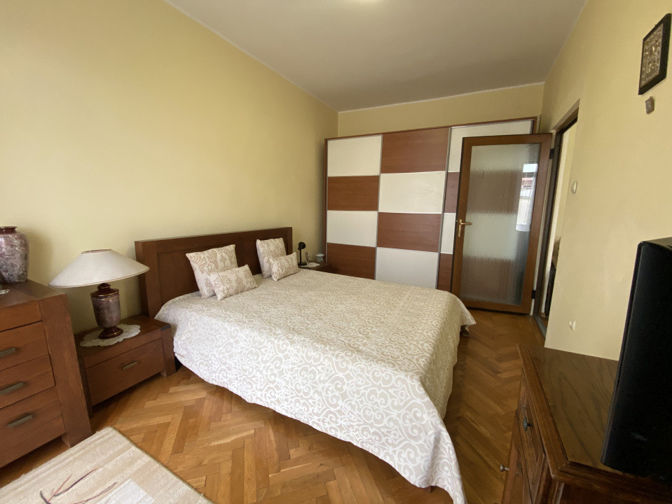 Apartament 3 camere | vis a vis de Hotel Palace | Piata Ovidiu