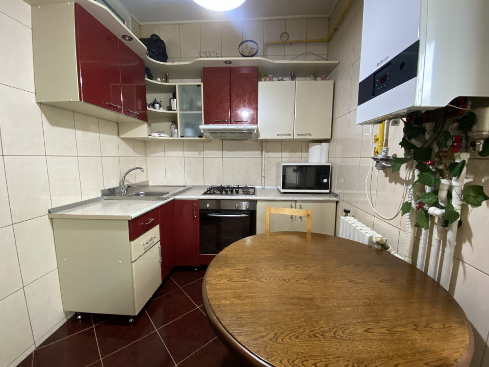 Apartament 3 camere | vis a vis de Hotel Palace | Piata Ovidiu