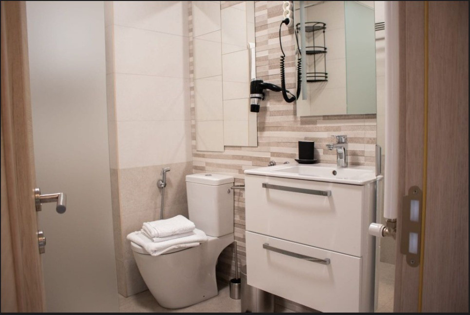 Apartament 2 camere | Vedere spre mare | zona Alezzi