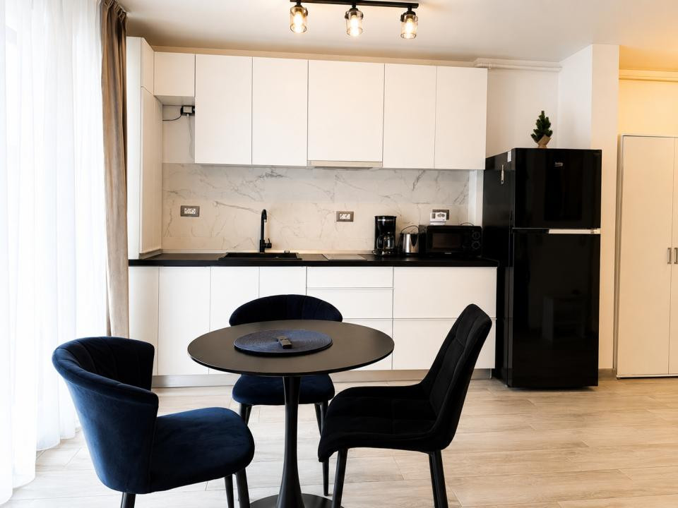Neo Place 37 Alezzi Nord 10 | Studio modern, acces gratuit la piscina, etaj 1