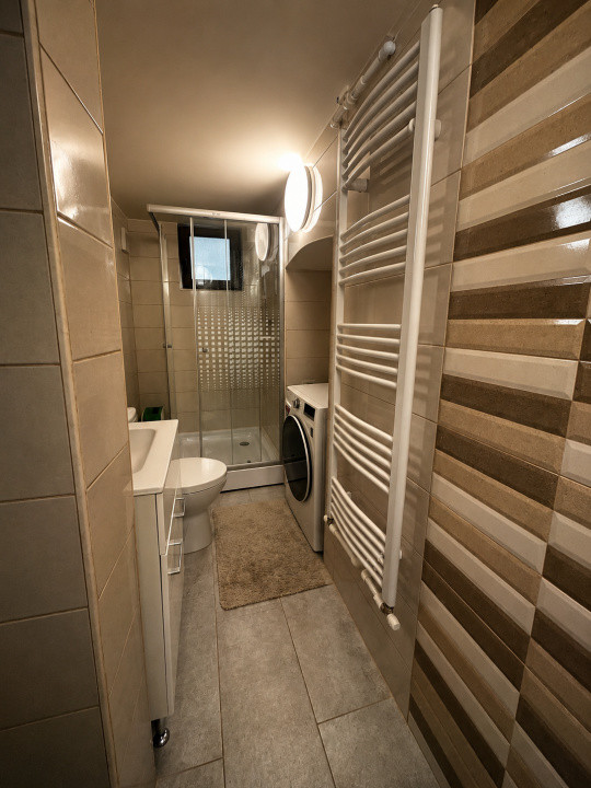 Apartament 3 camere pe două niveluri - în Piața Ovidiu