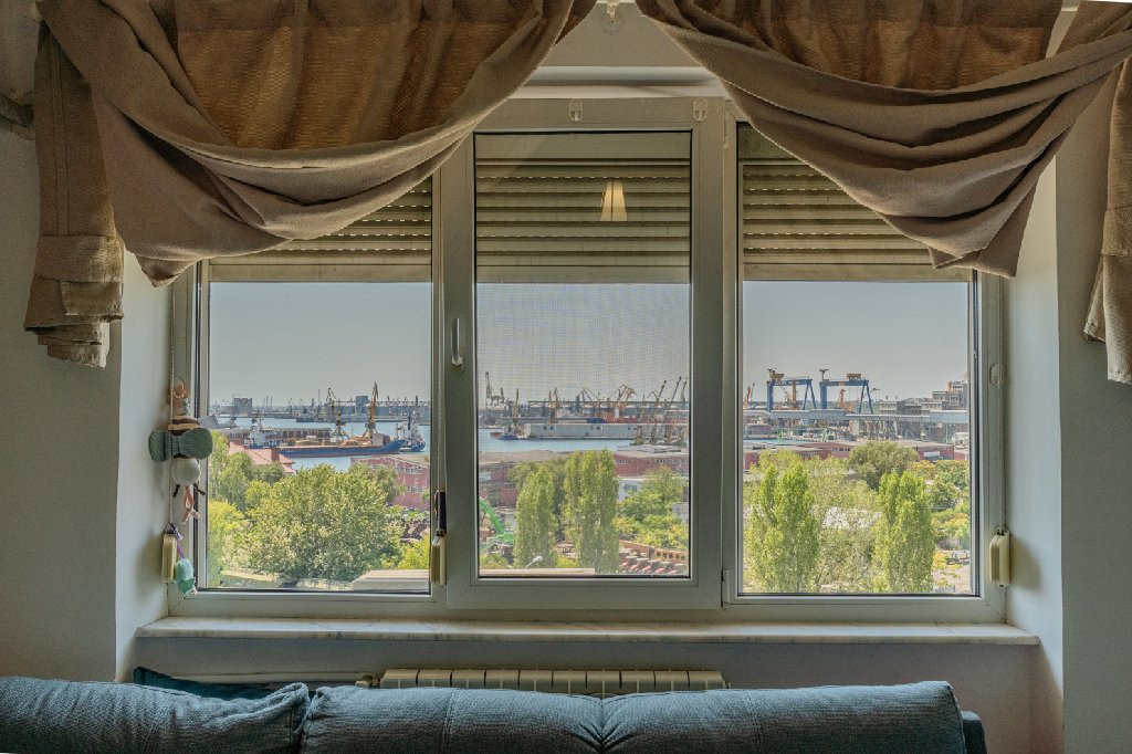 Apartament 3 camere | Piata Ovidiu | Vedere spre mare si port 