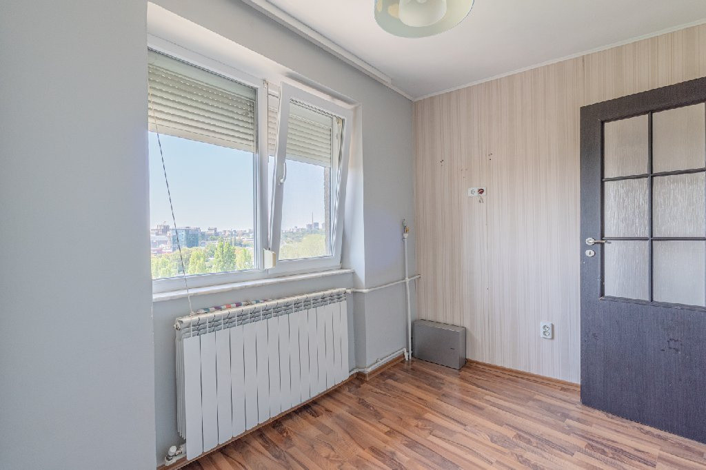 Apartament 3 camere | Piata Ovidiu | Vedere spre mare si port 