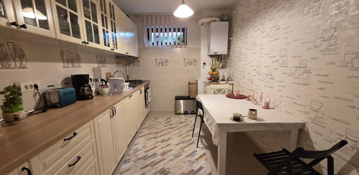 Apartament cu 3 camere, 87 mp utili, situat în zona Compozitori – Inel 2