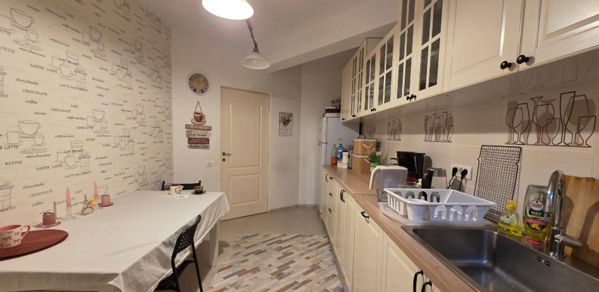 Apartament cu 3 camere, 87 mp utili, situat în zona Compozitori – Inel 2