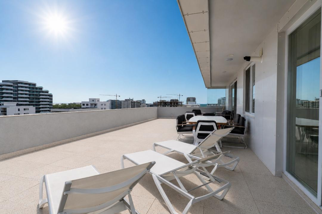 239 mp și vedere la mare | Terasă panoramică | Piscină | 2 locuri de parcare