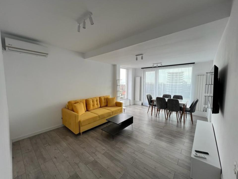 Penthouse cu vedere panoramică | 3 camere | Terasă spectaculoasă 