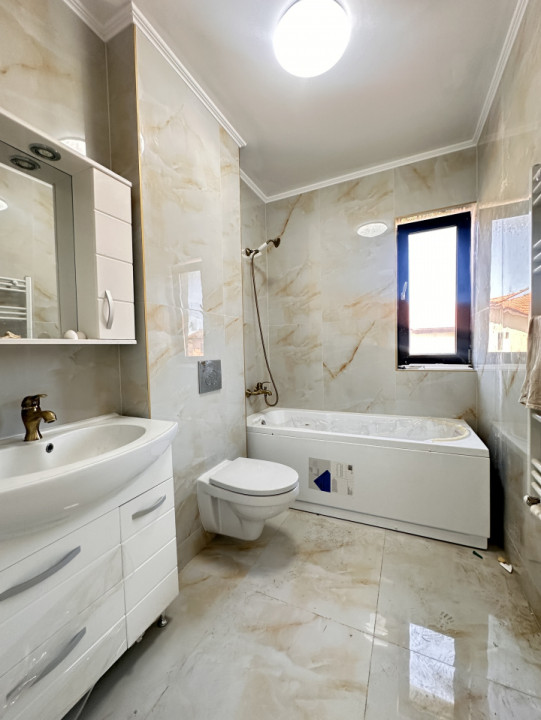 Apartament decomandat 3 camere-Tomis Plus