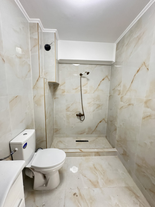 Apartament decomandat 3 camere-Tomis Plus