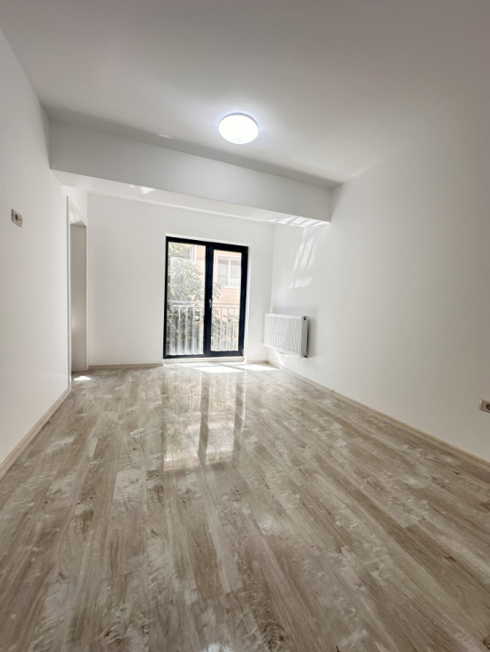 Apartament decomandat 3 camere-Tomis Plus
