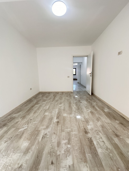 Apartament decomandat 3 camere-Tomis Plus