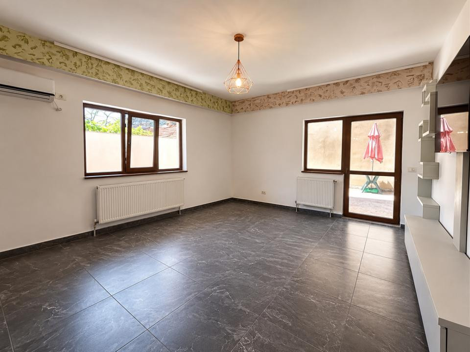 2 camere 73 mp | Terasă 75 mp | Boxă de 23 mp | zona Casa de cultura