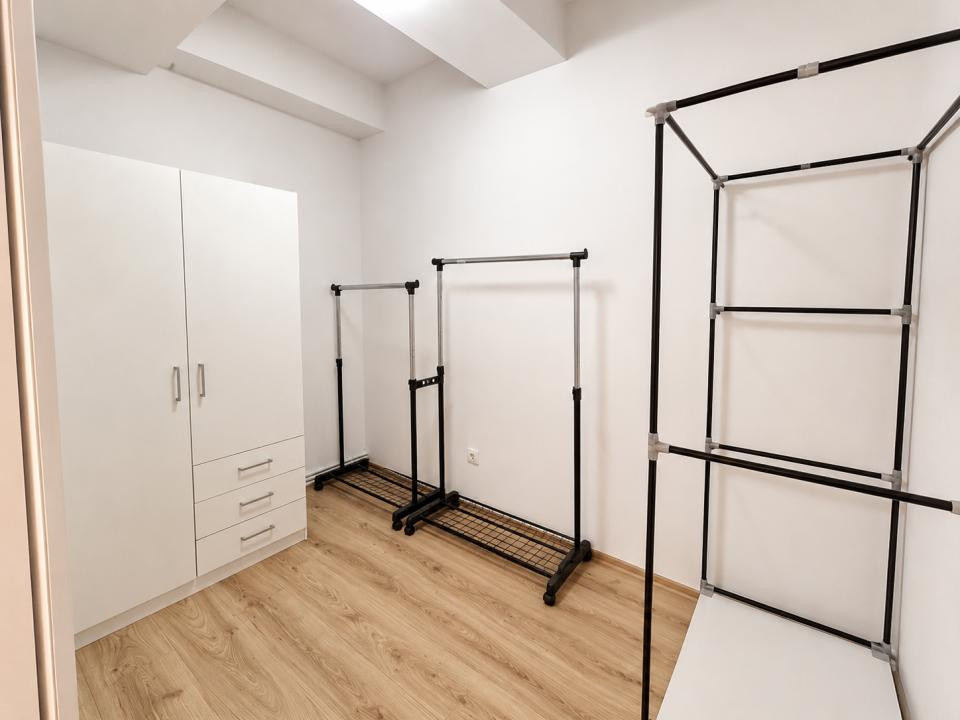 2 camere 73 mp | Terasă 75 mp | Boxă de 23 mp | zona Casa de cultura