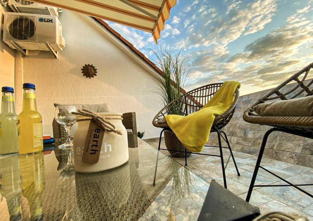 Apartament 3 camere tip duplex – Mamaia Nord