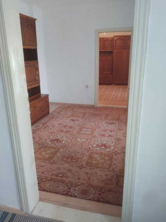 Casă din cărămidă, cu teren 73,50 mp și curte proprie – zona centrală