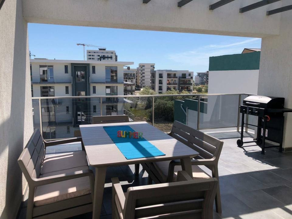 Apartament cu 3 camere și două terase generoase – Mamaia Nord