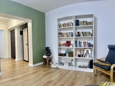 Apartament cu 3 camere, renovat complet – zona City Park Mall