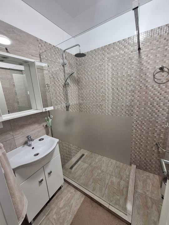 Apartament 2 camere tip studio, vedere laterală la mare – zona Azimuth