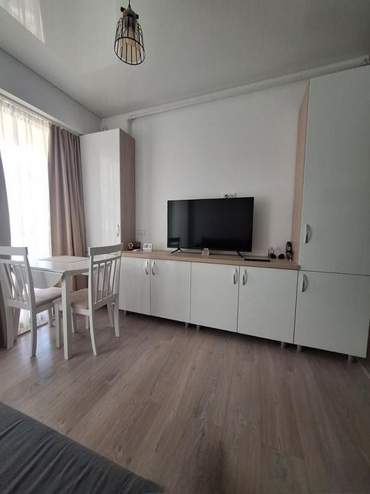 Apartament 2 camere tip studio, vedere laterală la mare – zona Azimuth