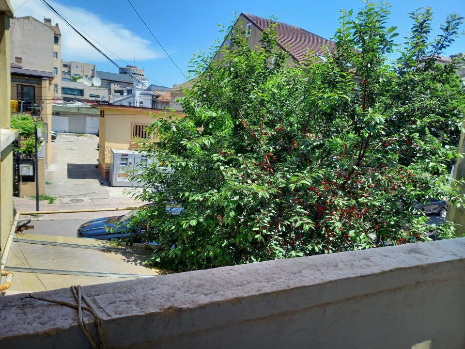 Apartament 2 camere | 43 mp | Zona centrală | Semidecomandat 