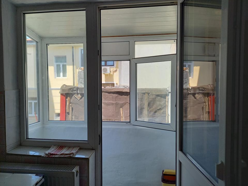 Apartament 2 camere | 43 mp | Zona centrală | Semidecomandat 