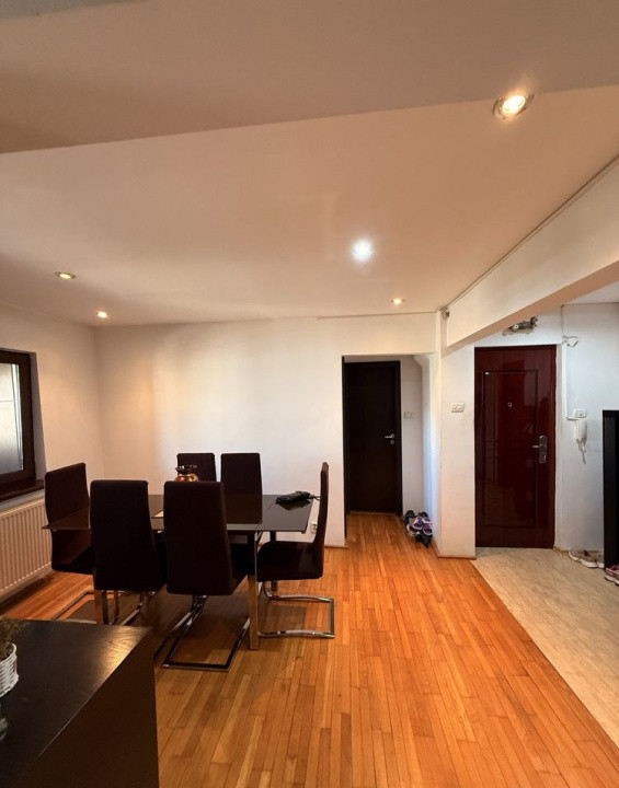 Apartament decomandat 4 camere -EDEN