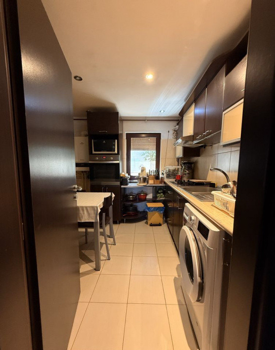 Apartament decomandat 4 camere -EDEN