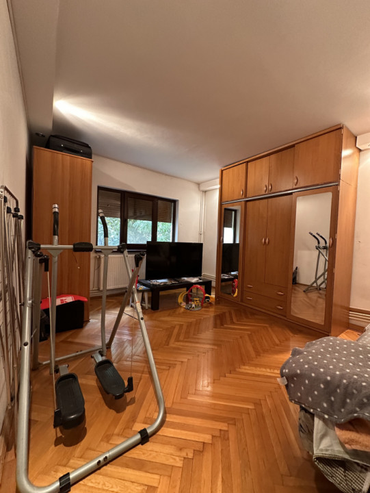 Apartament decomandat 4 camere -EDEN