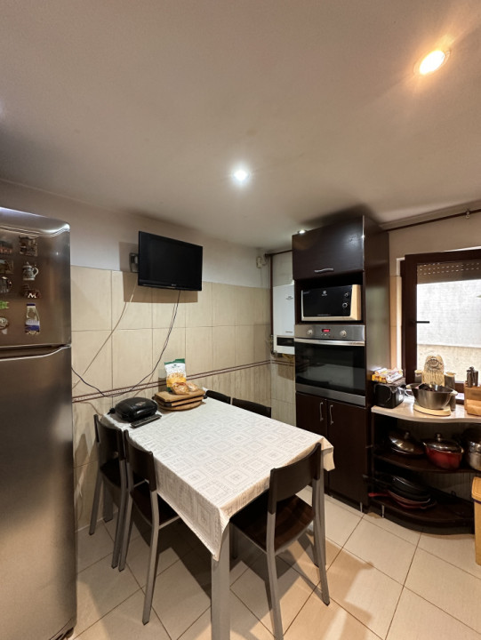 Apartament decomandat 4 camere -EDEN